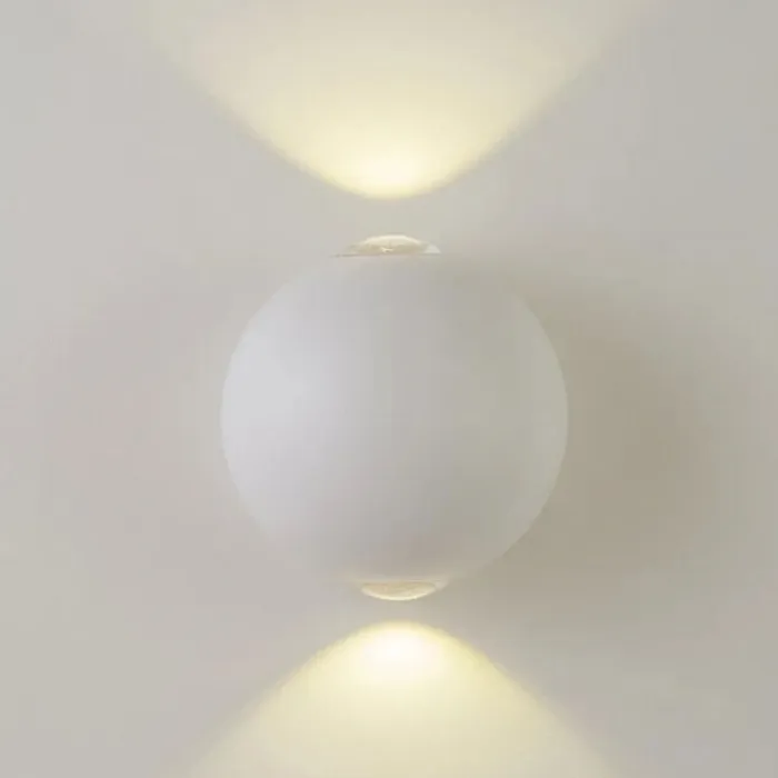 Уличный настенный светодиодный светильник AM Group AM304-2x3W-4000K WH от ImperiumLoft