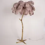 Торшер страусиные перья Feather Lamp A MODERN GRAND TOUR розовый