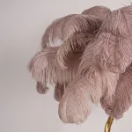 Торшер страусиные перья Feather Lamp A MODERN GRAND TOUR розовый