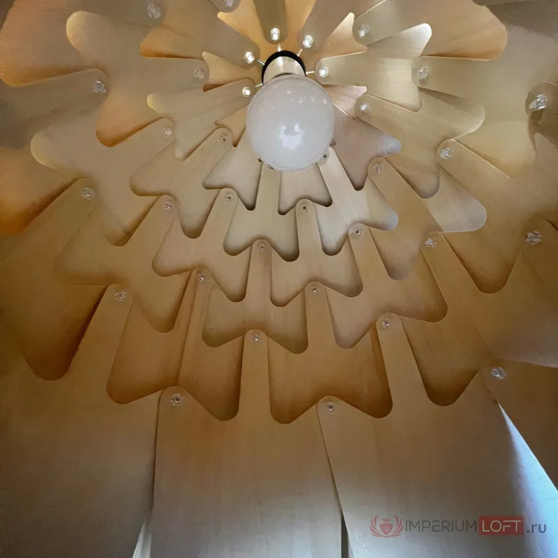 Подвесной светильник Crimea Pine Cone natural wood D50 от ImperiumLoft