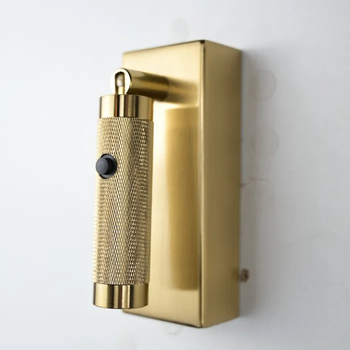 Бра Chelsom WALL LED KNURL BRASS от ImperiumLoft