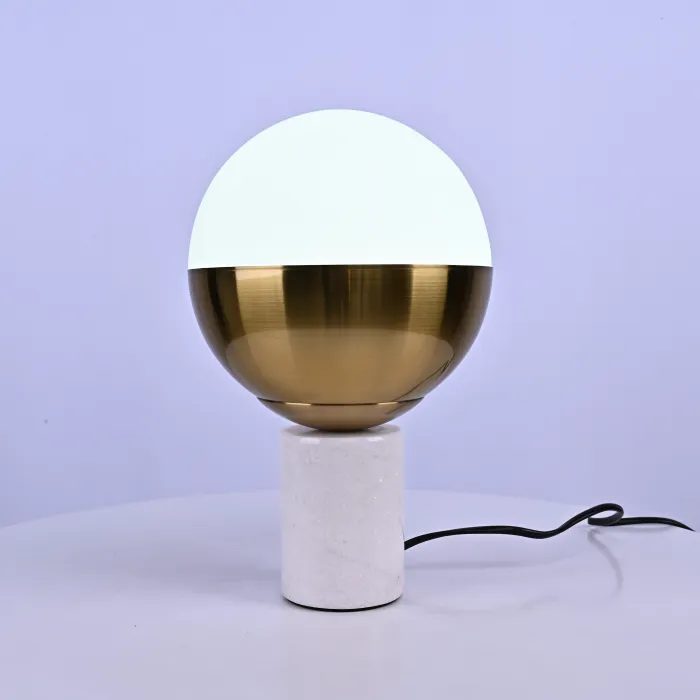 Настольная лампа Geneva Globe Marble от ImperiumLoft