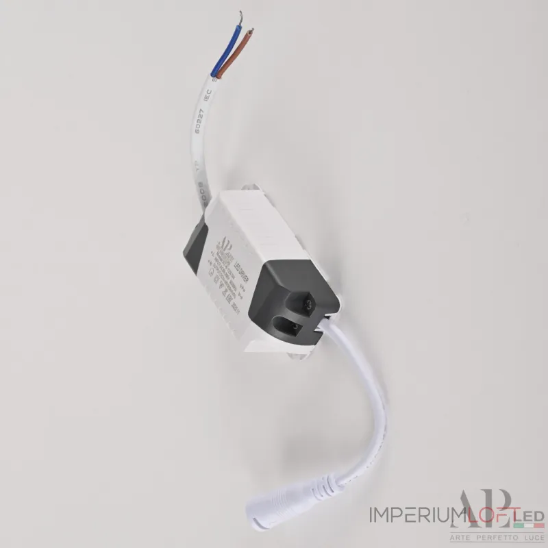 Светильник встраиваемый светодиодный 3322.LDF9016/9W/4K APL LED