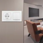 Выключатель одноклавишный с розеткой, заземлением, шторками Arte Milano SET06-2-30-1-40-1 White от ImperiumLoft