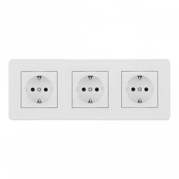Розетка тройная (трёхпостовая) с заземлением и шторками Arte Milano SET16-3-40-1x3 white