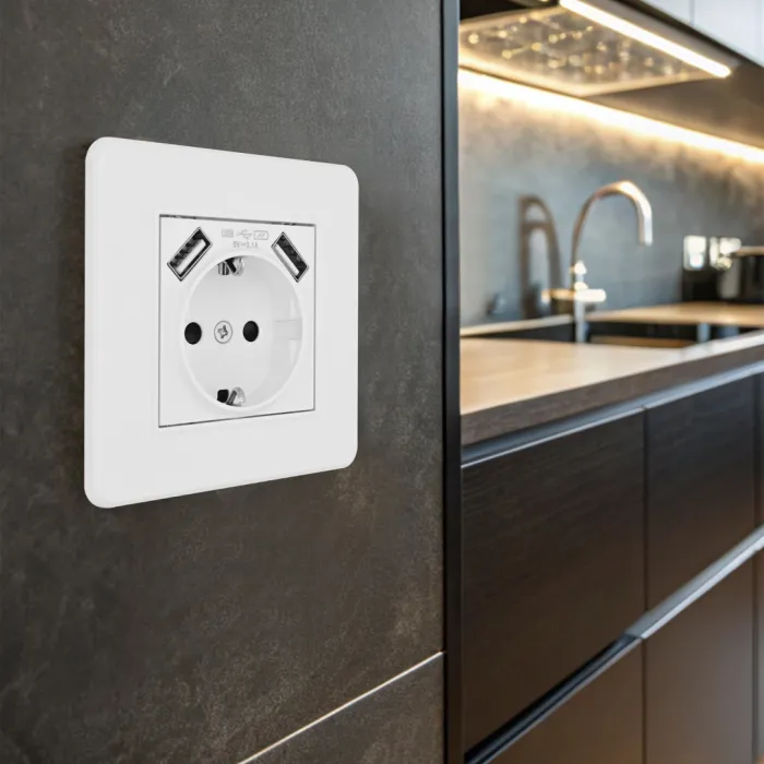 Комплект розетки с заземлением, шторками, рамкой однопостовой + 2 USB Arte Milano SET16-1-47-1 white от ImperiumLoft