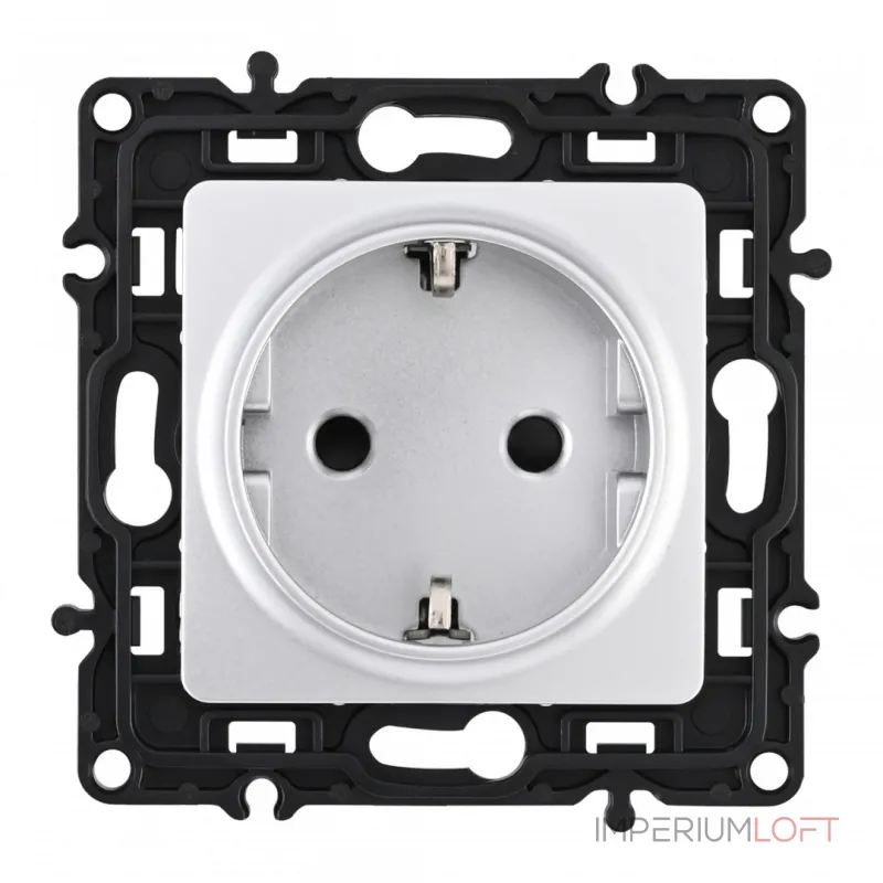 Розетка с заземлением и шторками, 16A 250V 217.40-1.silver Розетка с заземлением и шторками, 16A 250V 217.40-1.silver