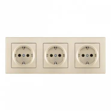 Розетка тройная (трёхпостовая) с заземлением и шторками Arte Milano SET06-3-40-1x3 shampan