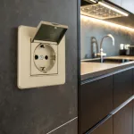 Комплект розетки с заземлением и шторками Arte Milano SET16-1-41-1 shampan