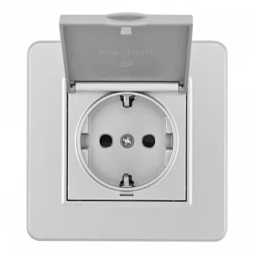 Комплект розетки с заземлением и шторками Arte Milano SET16-1-41-1 silver Комплект розетки с заземлением и шторками Arte Milano SET16-1-41-1 silver