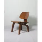 Стул eames lcw