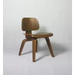 Стул eames lcw