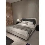 Двуспальная кровать на ножках BlessLight Utopia 4421