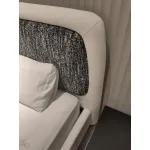 Двуспальная кровать на ножках BlessLight Utopia 4421