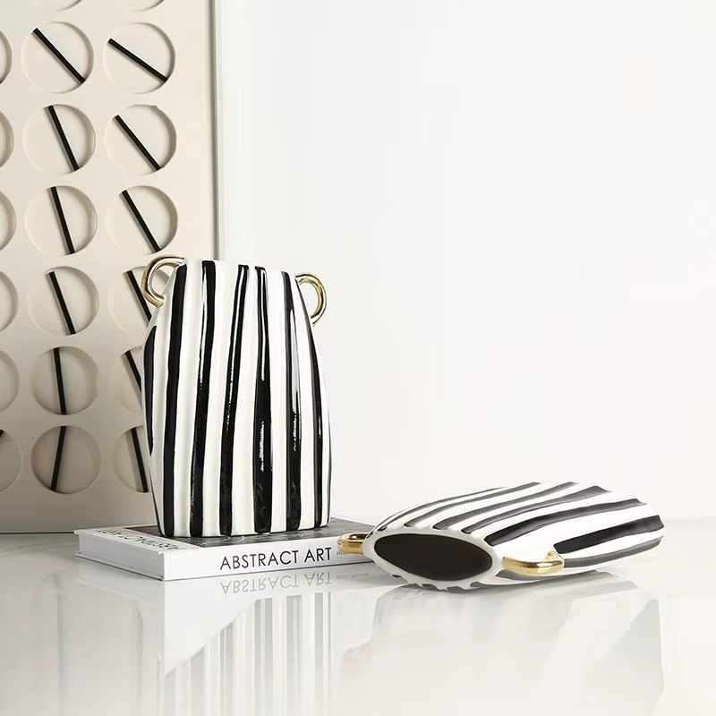 Ваза BlessLight Vertical line vase A 4526