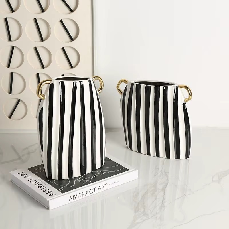 Ваза BlessLight Vertical line vase A 4526