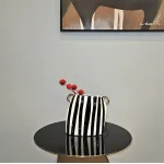 Ваза BlessLight Vertical line vase B 4527