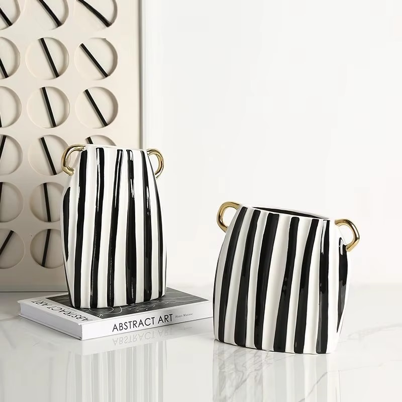 Ваза BlessLight Vertical line vase B 4527