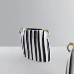 Ваза BlessLight Vertical line vase B 4527