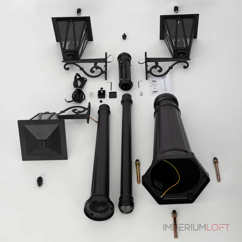 Уличный парковый светильник Citilux FORTS CLU09P3
