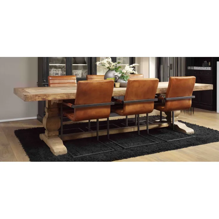 Кожаный стул с подлокотником Loft Stool Eleonora Swan от ImperiumLoft