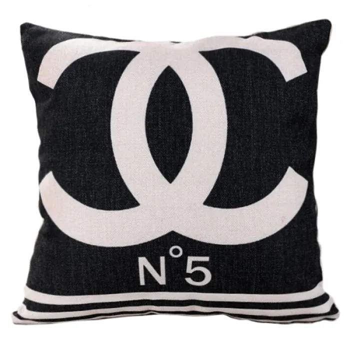 Декоративная подушка CHANEL I от ImperiumLoft
