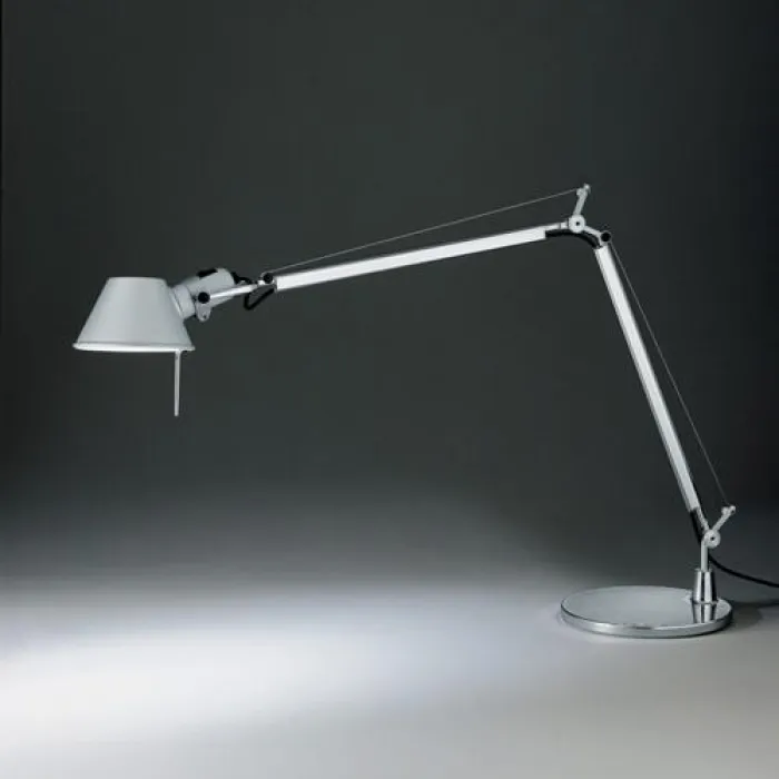 Настольная лампа Tolomeo Tavolo Nero от ImperiumLoft