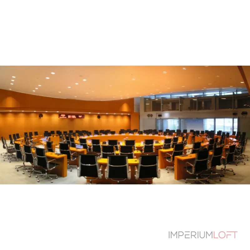 Кресло Aluminum Group Executive Chair