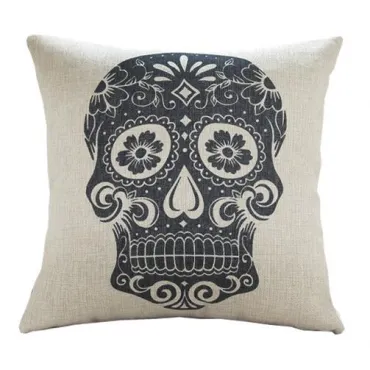 Декоративная подушка Black & White Skull