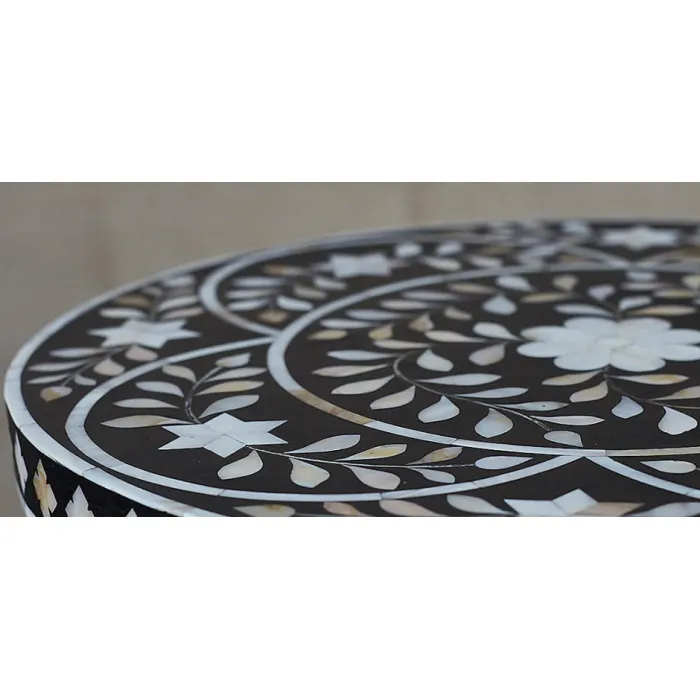 Приставной столик Inlaid Bone Flowers от ImperiumLoft