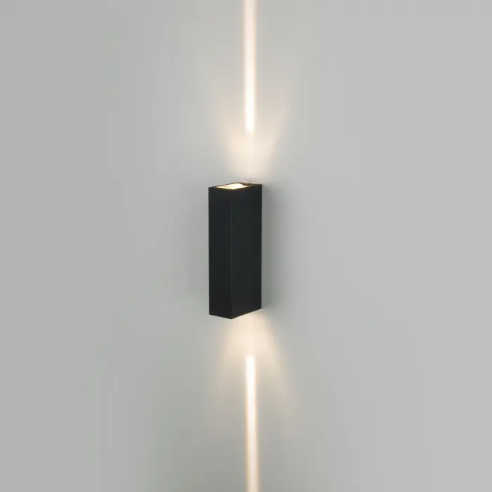 Уличный настенный светодиодный светильник Elektrostandard blaze a057050 от ImperiumLoft
