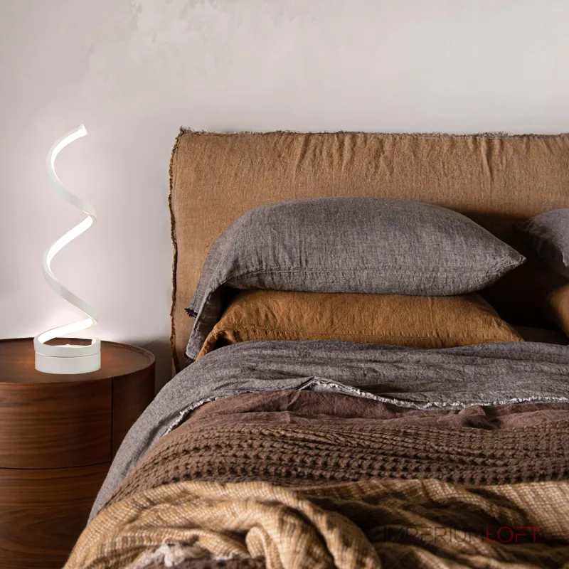 Настольный светильник Escada DYNAMIC 10262/L LED White
