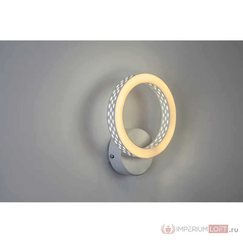 Escada 10240/1 LED*7W White от ImperiumLoft