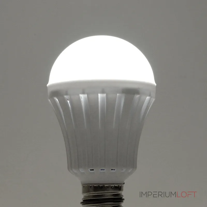 Аккумуляторная светодиодная лампочка Feron EL116 Е27 IP20 9W