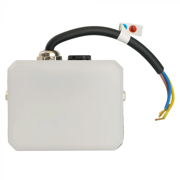 Светодиодный прожектор Feron LL-940 LED IP65 20W 6400К от ImperiumLoft
