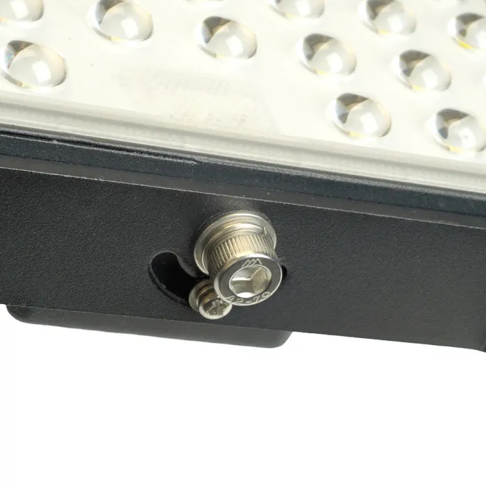 Светодиодный прожектор Feron LL-933 LED IP65 250W 6400К от ImperiumLoft