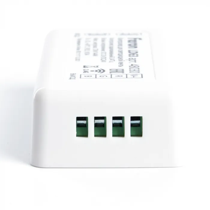 Контроллер RGB для светодиодной ленты с П/У Feron LD63 12, 24 Вт 48030 от ImperiumLoft