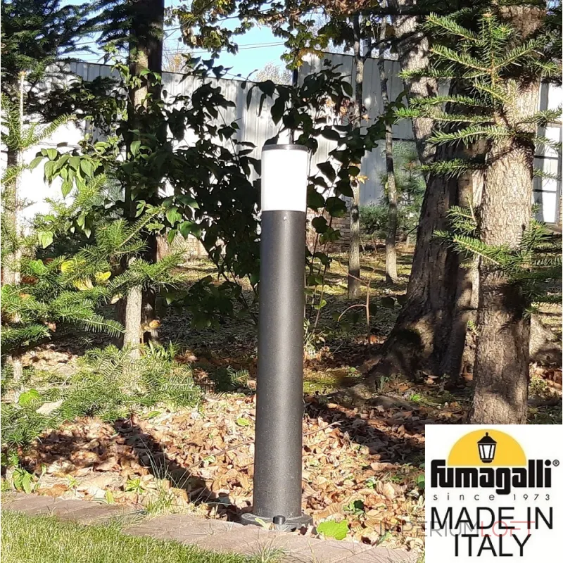 Садовый светильник-столбик FUMAGALLI AMELIA 800 DR2.575.000.AYE27 Садовый светильник-столбик FUMAGALLI AMELIA 800 DR2.575.000.AYE27