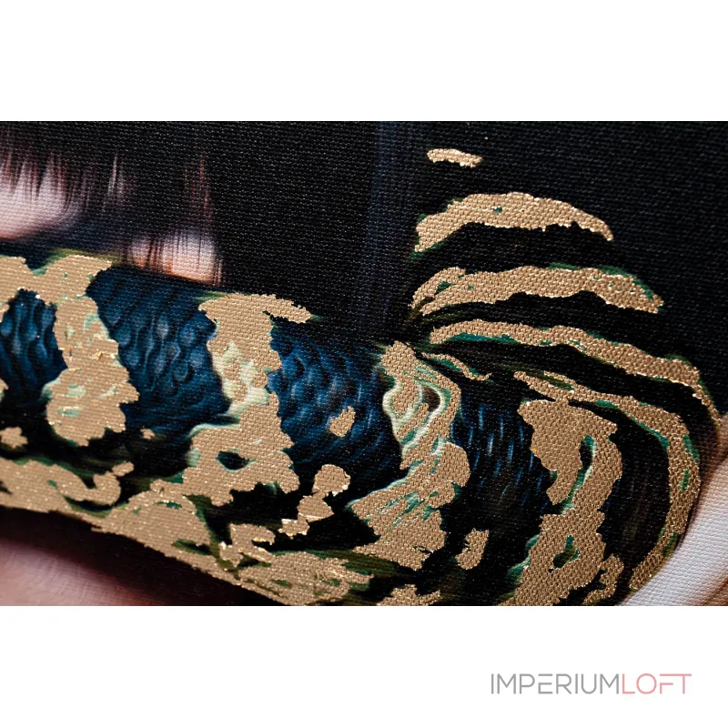 Холст 'Девушка со змеей' в багете латунь от ImperiumLoft Холст 'Девушка со змеей' в багете латунь от ImperiumLoft