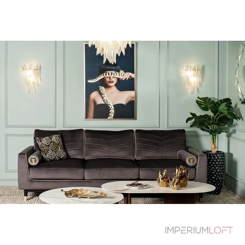 Холст 'Девушка со змеей' в багете латунь от ImperiumLoft Холст 'Девушка со змеей' в багете латунь от ImperiumLoft