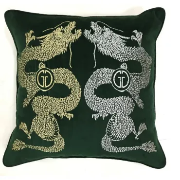 Подушка вышивка "пара драконов" Garda Decor 70SW-30939 Подушка вышивка "пара драконов" Garda Decor 70SW-30939