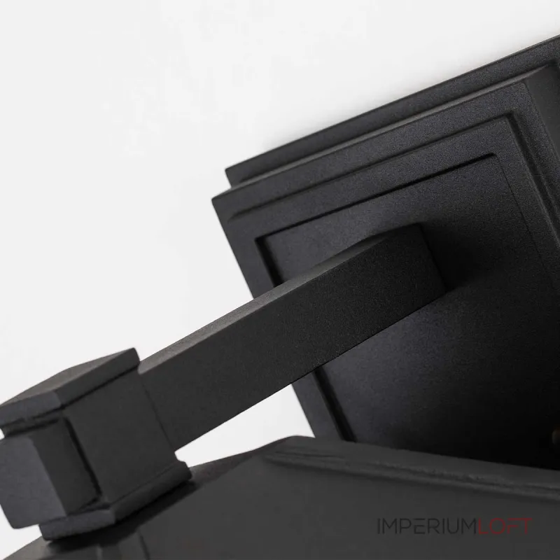 Настенный фонарь Quoizel Cedar point QZ-CEDAR-POINT-L-BK