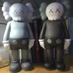 Дизайнерская скульптура кукла Kaws LaLume-SKT00194  от ImperiumLoft