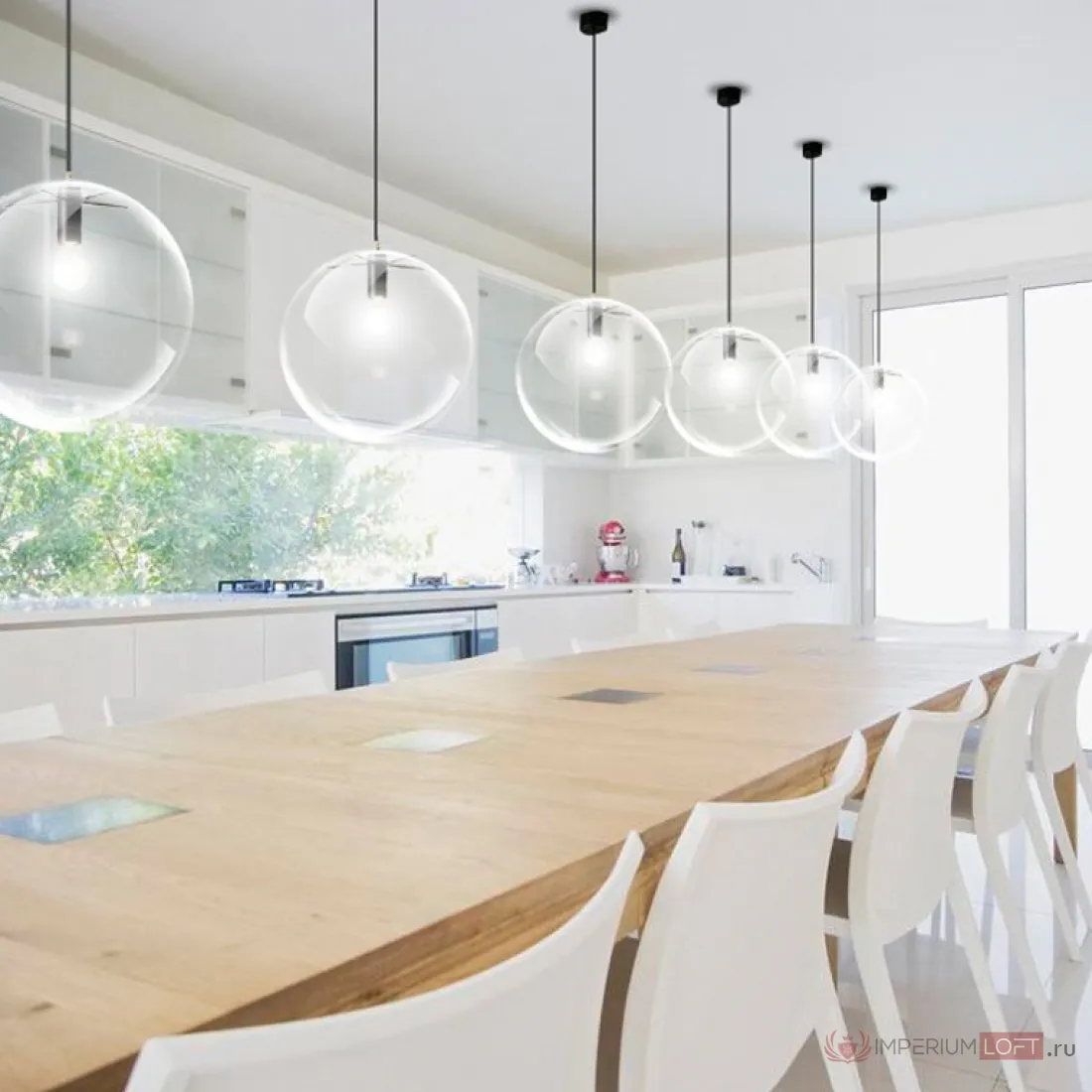 светильники для кухни подвесные над столом в интерьере кухни