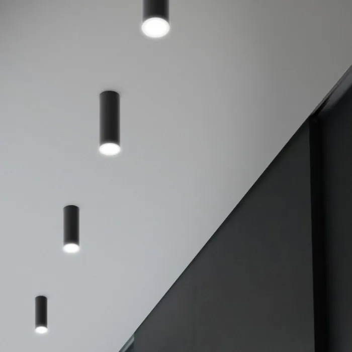 Потолочный светильник LINE H30 Black от ImperiumLoft