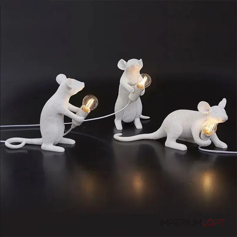 Настольная лампа Mouse Lying White с оригинальным оформлением в виде милой мышки
