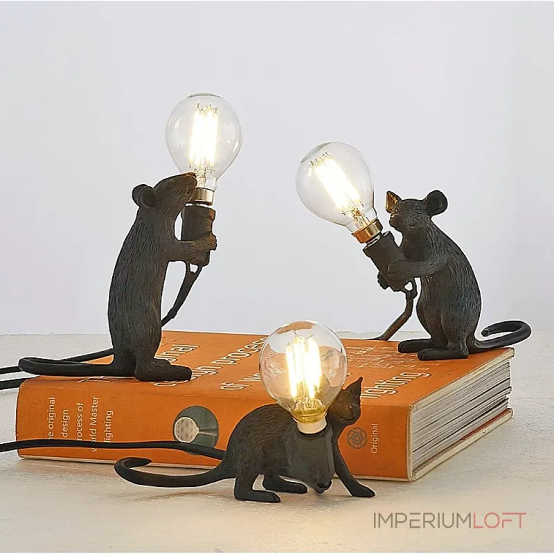 Настольная лампа Mouse Sitting Black с оригинальным оформлением в виде милой мышки