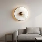Светодиодный настенный светильник LEIA Marble D28 с плафоном из мрамора