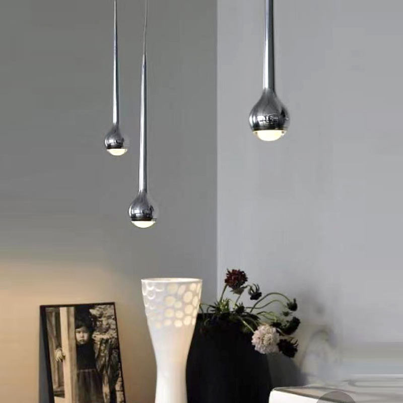 Подвесной светильник Falling Up Pendant Light Silver с лаконичным плафоном