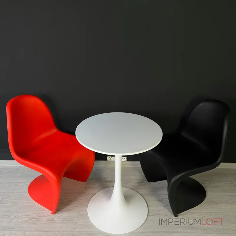 Стул Panton Red изогнутой формы от LaLume